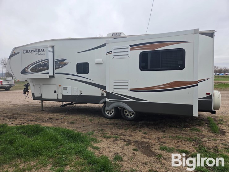 2013-coachmen-chaparral-lite-280rls-26'-camper-image-8