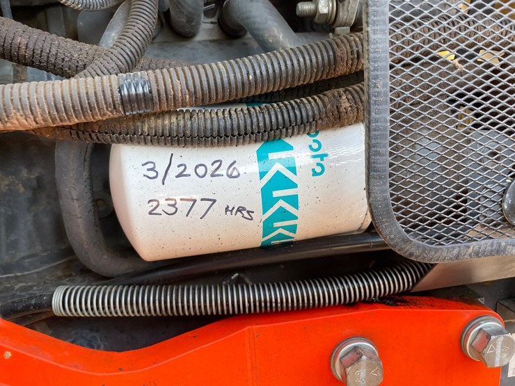 2014-kubota-m135gx-image-52