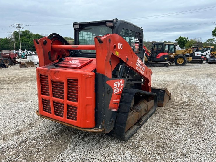 2023-kubota-svl65-2-image-4