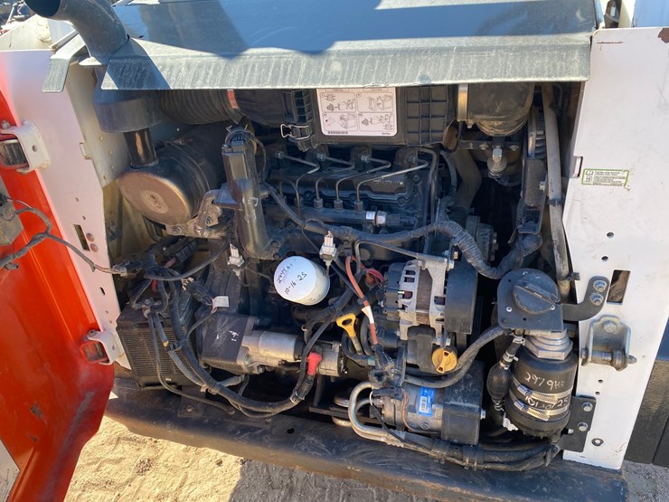 2018-bobcat-t595-image-26