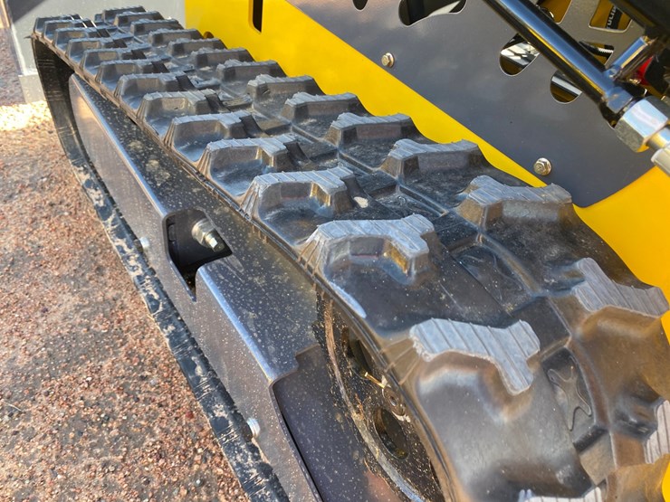#5563-•-2026-ats-t460-tracked-mini-skid-steer-with-some-damage-image-6