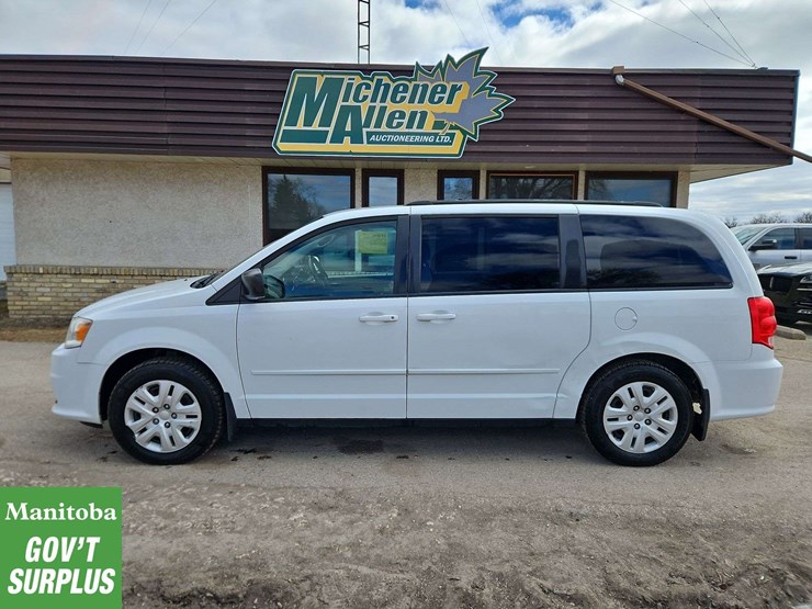 2014-dodge-grand-caravan-image-2