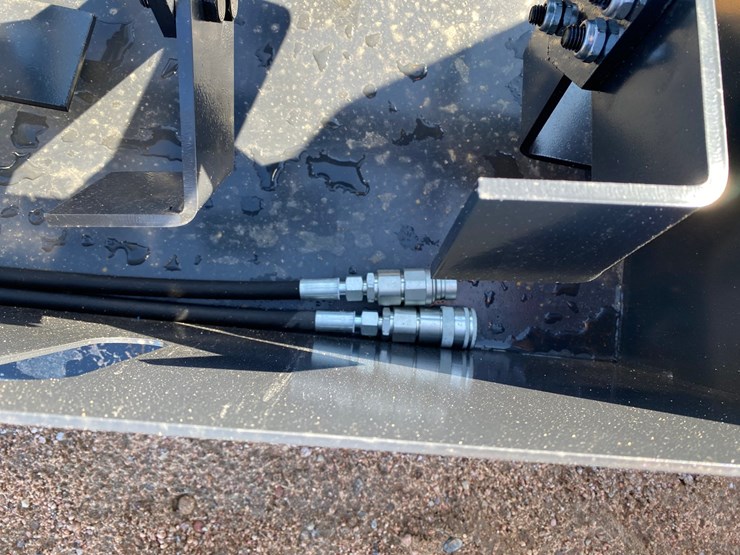 #4108-•-72"-jct-hydraulic-tiller-attachment-image-6