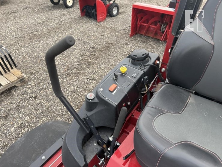 2023-ferris-isx3300-image-13