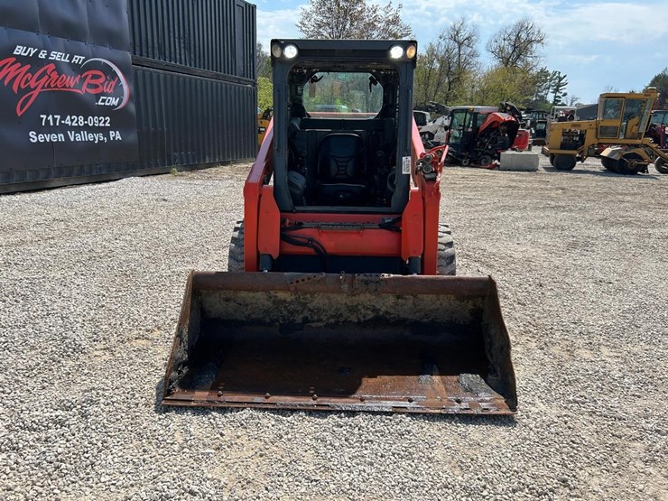 2016-kubota-ssv65-image-7