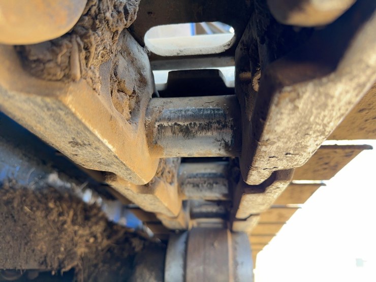 2019-caterpillar-c18-image-12