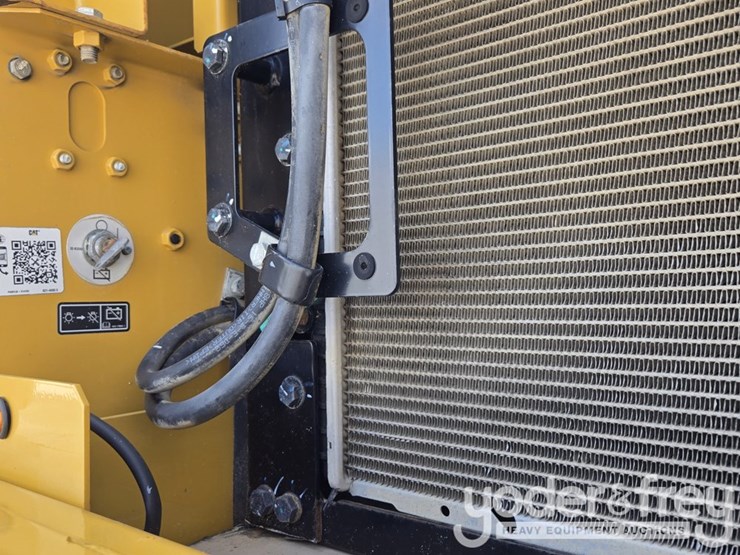 2021-caterpillar-336-image-53