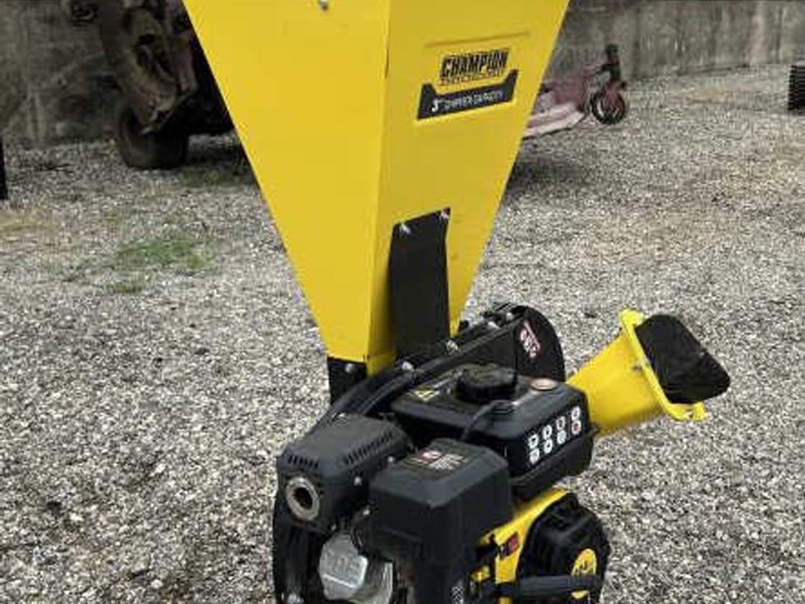 #178-•-champion-3"-wood-chipper-image-2