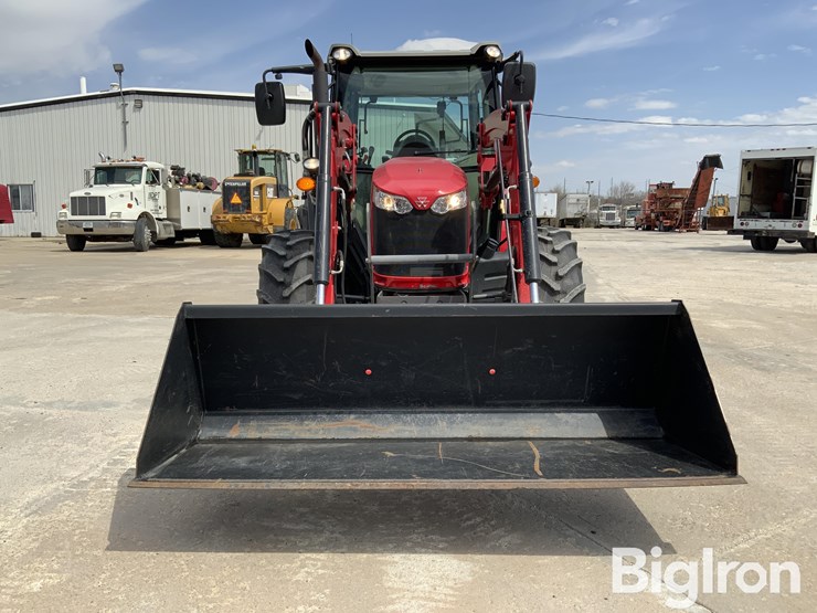 2017-massey-ferguson-4710-image-2