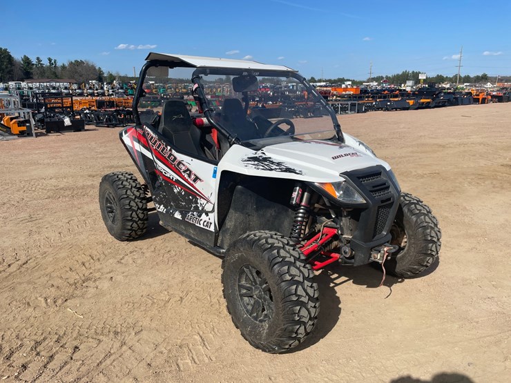 #1597-•-2015-arctic-cat-wildcat-sport-limited-utv-(has-reg.-card)-image-3