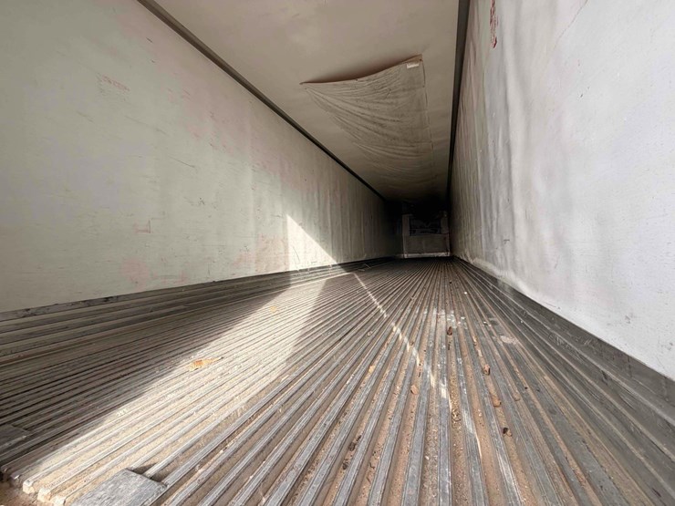 2010-utility-3000r-reefer-image-10