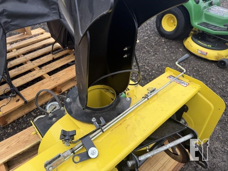 2011-john-deere-x360-image-25