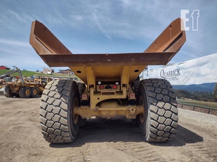 2007-caterpillar-740-image-4