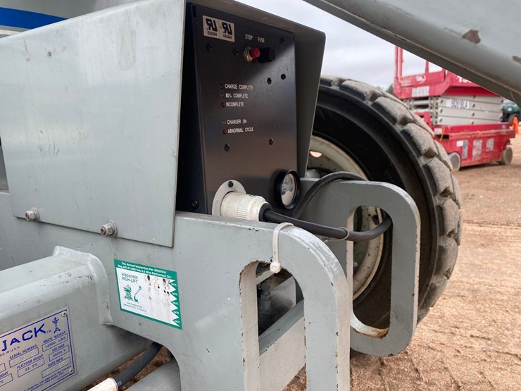 1995-skyjack-sjkb33n-image-20