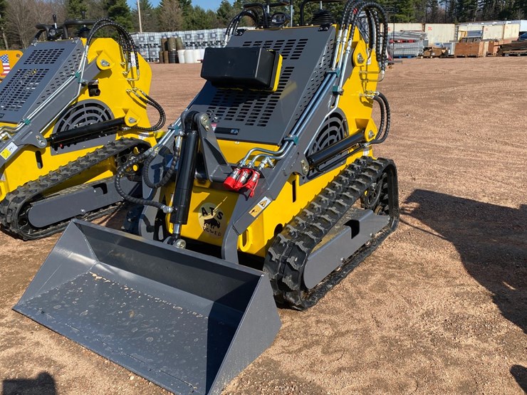 #5575-•-2026-ats-t460-tracked-mini-skid-steer-image-1