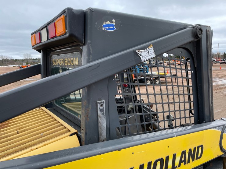 2007-new-holland-c185-image-28