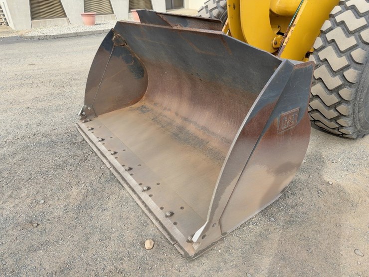 2020-caterpillar-930m-image-9