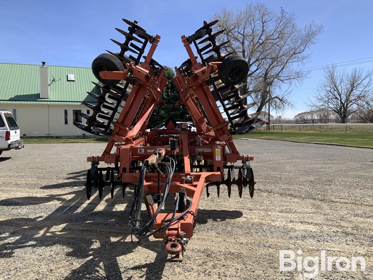 2011-kuhn-krause-excelerator-8000-image-2