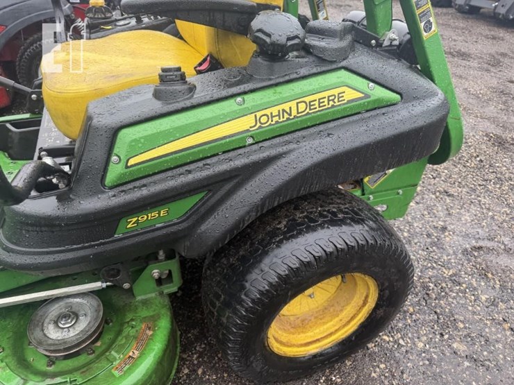 2020-john-deere-z915e-image-8