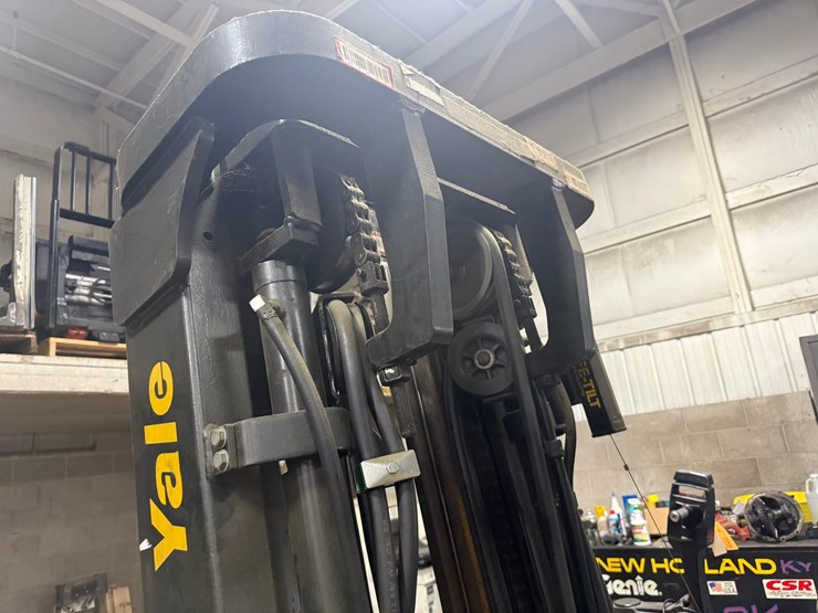 #2012-•-yale-forklift-(non-runner)-image-14