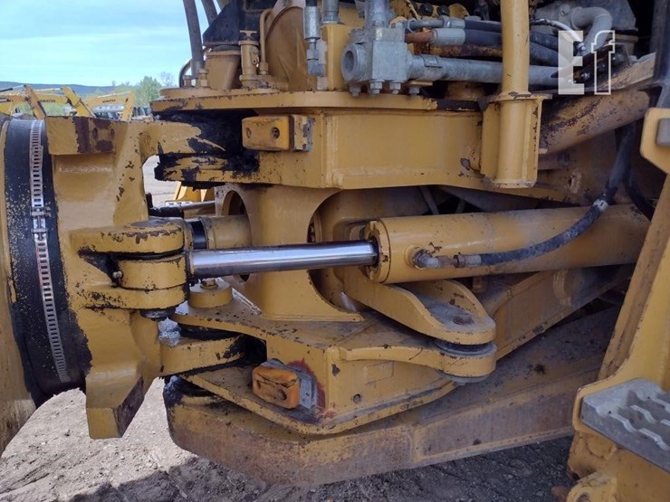 2007-caterpillar-740-image-32
