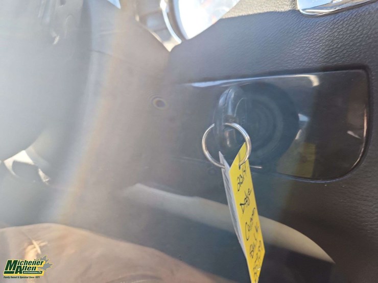 2014-dodge-grand-caravan-image-25