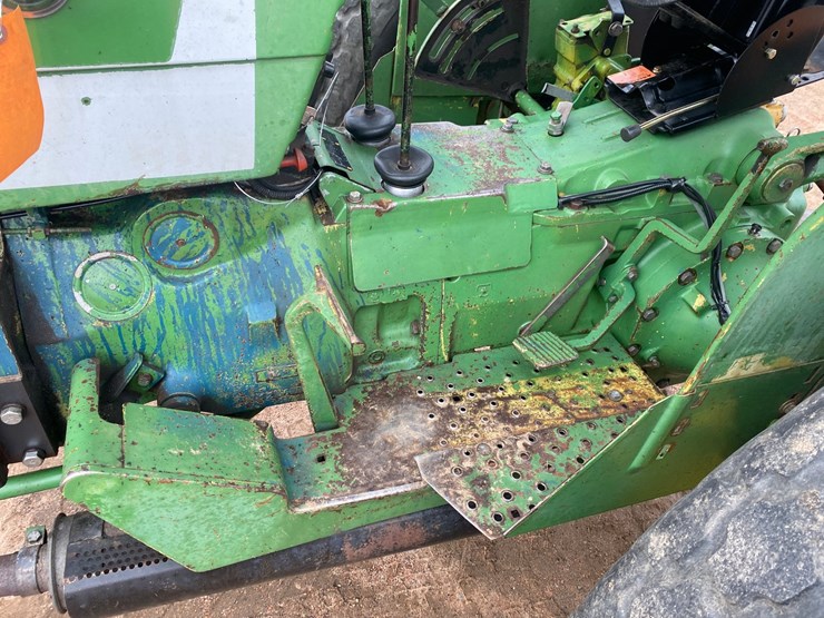 1980-john-deere-2040-image-29