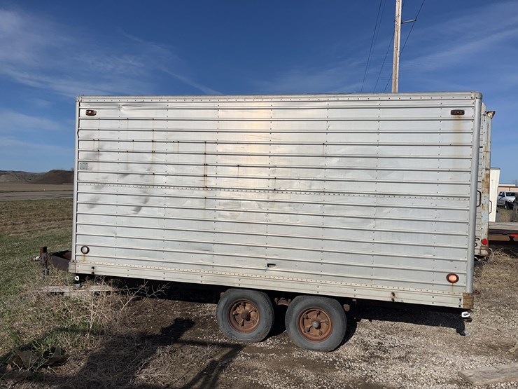 enclosed-aluminum-job-trailer.-image-2