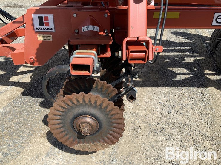 2011-kuhn-krause-excelerator-8000-image-14