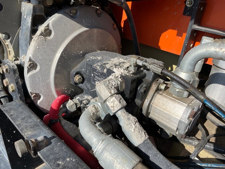 2015-jlg-4394rt-image-19