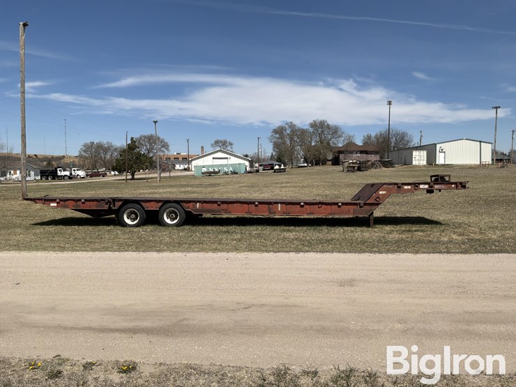 1975-muv-all-lowboy-image-4