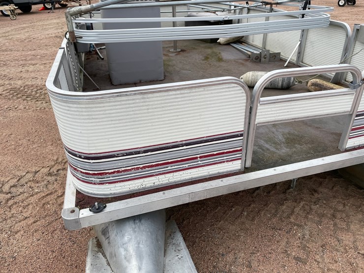 #1568-•-1997-northwood-18'-pontoon-(has-wi-title)-image-11