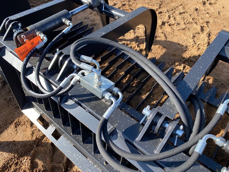 #4116-•-new-jct-84"-skeleton-rock-grapple-bucket-image-9