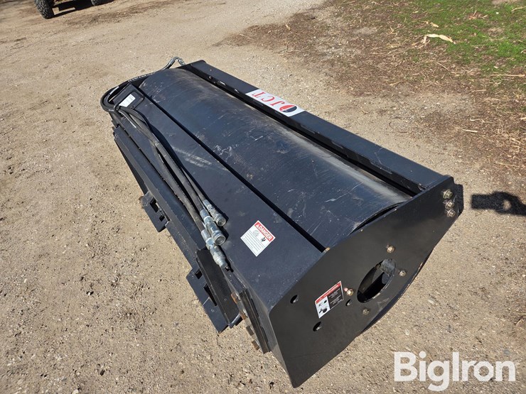 jct-vibratory-roller-skid-steer-attachment-image-5