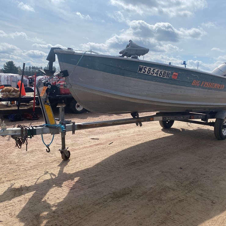 #1573 • 1987 Smoker Craft 14' Aluminum Boat (Has Reg. Card)