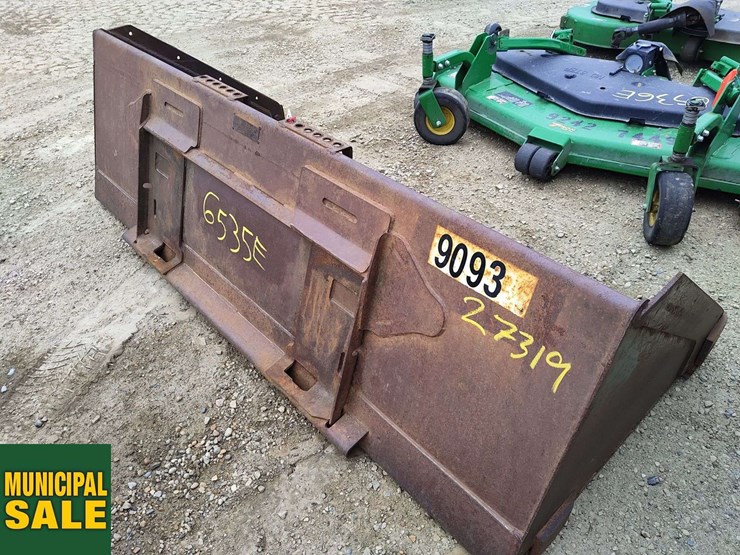 skidsteer-attachment-bucket,-7ft-wide-image-4
