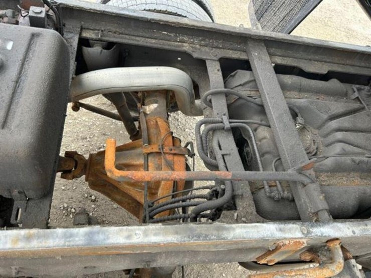 2020-ford-f550-xl-image-42