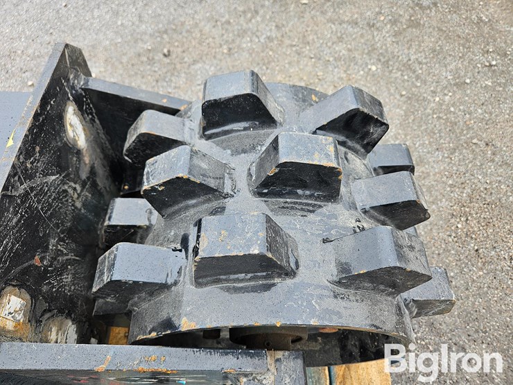 massey-ferguson-730-image-12