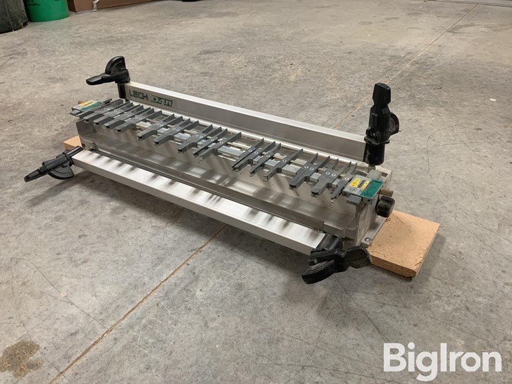 leigh-d4r-24”-dovetail-jig-image-1