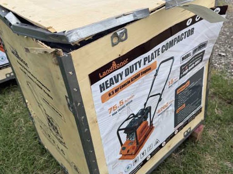 #52-•-heavy-duty-plate-compactor---lhr-pc90-image-1