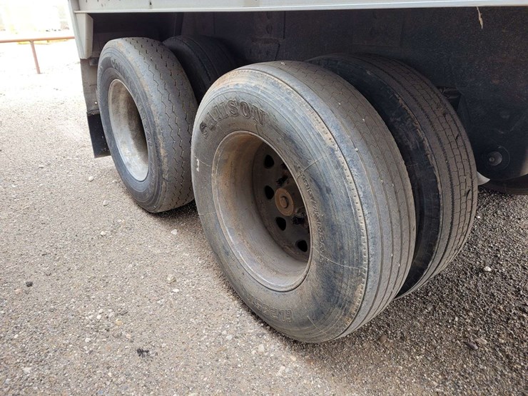 2010-wilson-belt-trailer-image-7