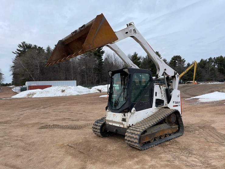 2016-bobcat-t770-image-47