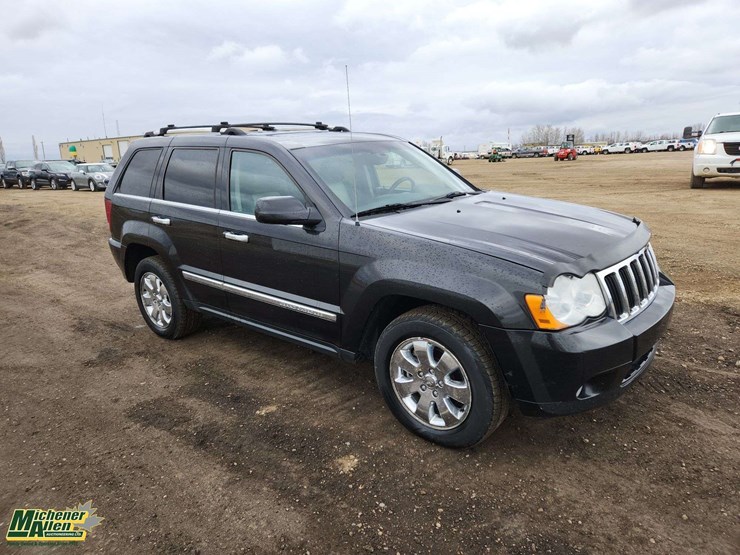 2010-jeep-grand-cherokee-image-2