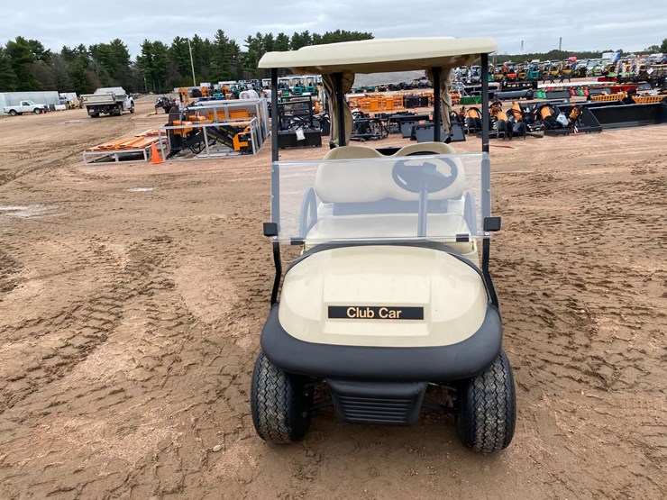 #1584-•-club-car-electric-golf-cart-with-charger-image-2