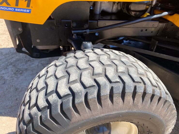 #1546-•-cub-cadet-xti-lt-50"-riding-lawn-mower-image-16