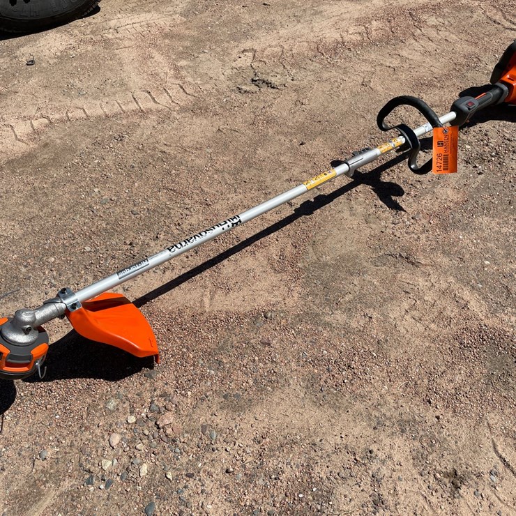#1533 • Husqvarna 330LK Hi-Torq Weed Wacker
