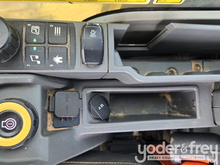 2021-caterpillar-336-image-150