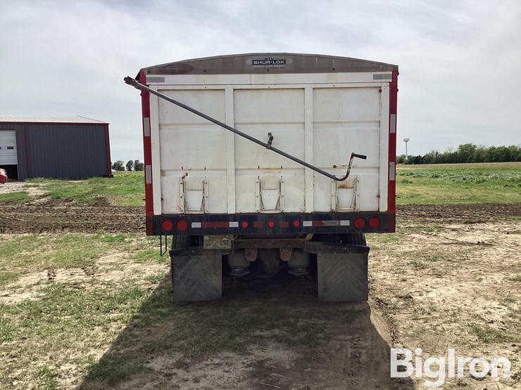 1995-freightliner-fld120-image-6