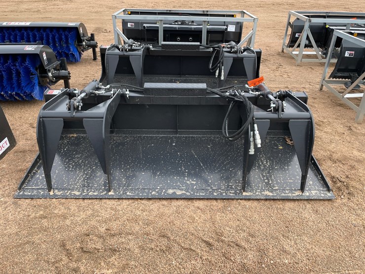 #4129-•-84"-jct-smooth-edge-grapple-bucket-image-2