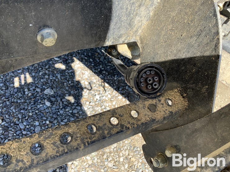 2018-case-ih-lb434-image-9